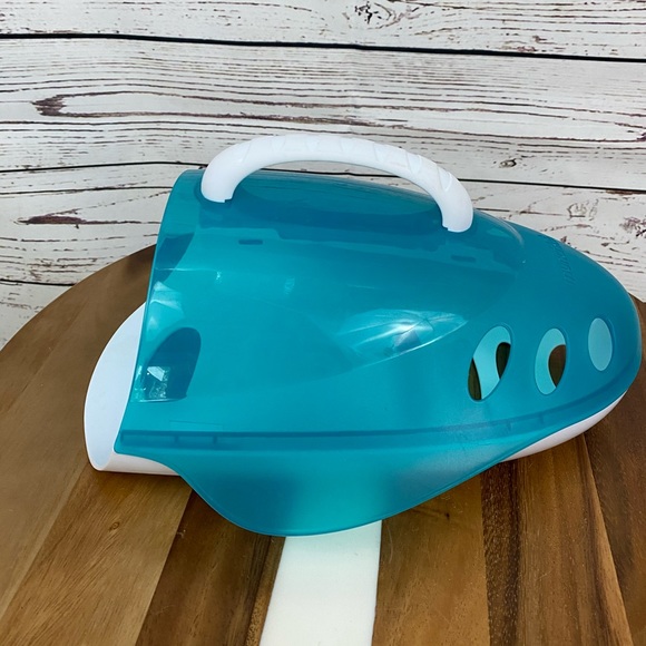 🦄 3/$15 sale! Munchkin Bath Toy Scoop - Picture 5 of 7